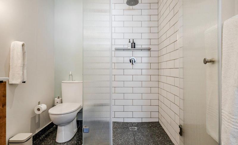 2 Bedroom Property for Sale in Sea Point Western Cape